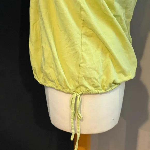 Yellow-Green Puff Sleeve Scoop Neck Blouse Size M - Picture 7 of 9